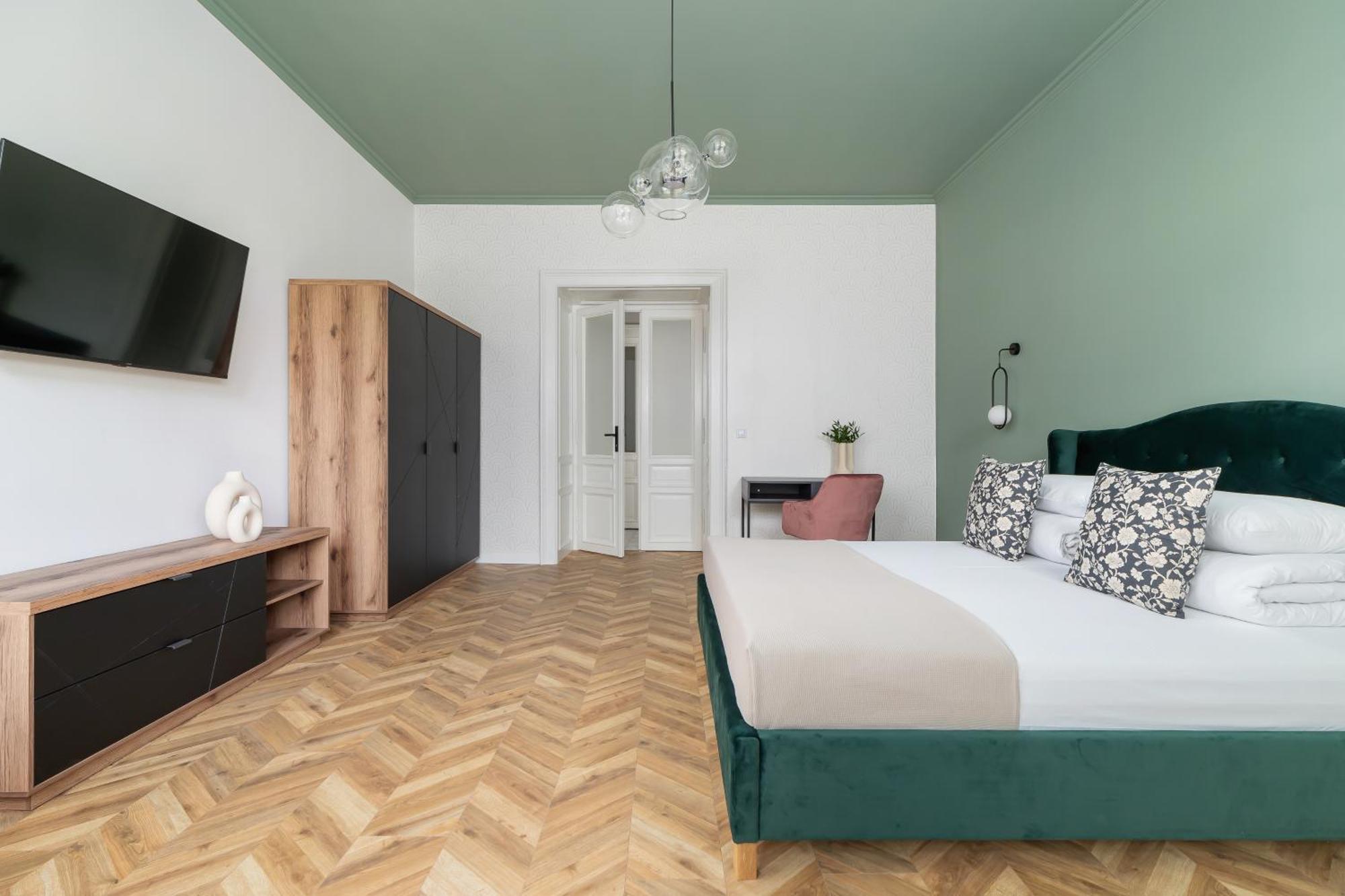 Two Bedroom Apartment - Dietla 11 Краків Екстер'єр фото